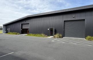 High quality Lease Opportunity at Hamilton Airport