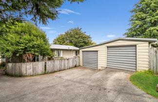 164 Clayton Road, Mangakakahi