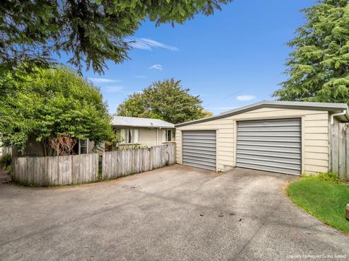 164 Clayton Road, Mangakakahi