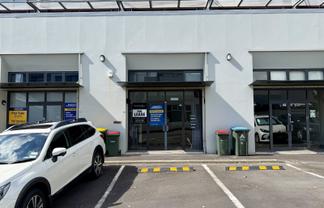 Well Presented Office/Showroom with Loft | 105m2