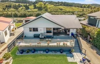 251 Whirinaki Road, Bay View
