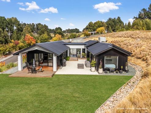 105 Redvale Road, Redwood Valley