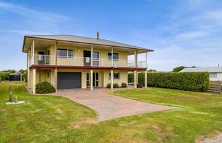 204a Tai Road, Opunake