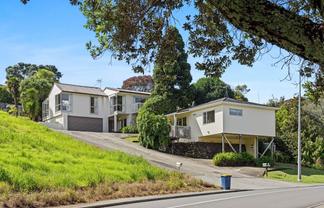 23 Glamorgan Drive, Torbay