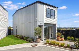 1/9 Bronzewater Drive, Silverdale