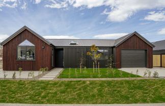 8 Tussock Way, Cromwell