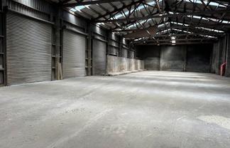 Unbeatable storage warehouse