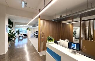 ELEVATED MODERN NEWMARKET OFFICE
