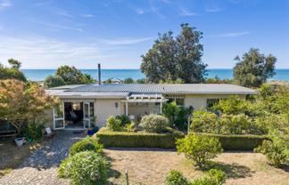 104 Rarangi Beach Road, Rarangi