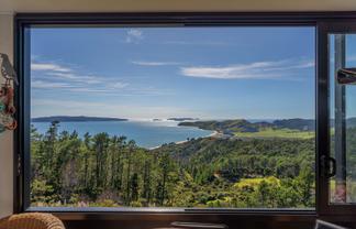 212 Black Jack Road, Kuaotunu