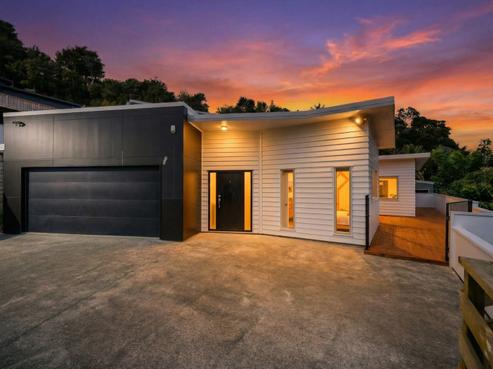 12 Dundas Road, Riverside