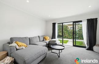 2/176 Geraldine Street, Edgeware