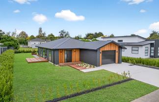 32 Syrah Lane, Martinborough