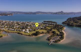 85 Oyster Drive, Cooks Beach