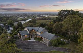 70 Waicola Drive, Fitzherbert