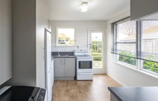 4/14 Gresford Street, Edgeware