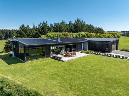 35 Tama Road, Riversdale Beach
