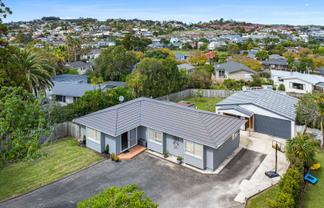 29 Amorino Drive, Red Beach