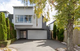 12A Brockworth Place, Riccarton