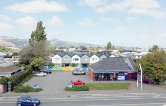 High Profile Corner Opportunity – Options Galore