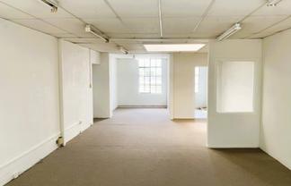 Flexible Epsom Office Options | 196 m2