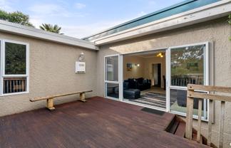 14 Kowhai Street, Tawa