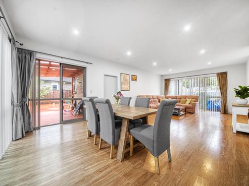 8 Moville Drive, Flat Bush
