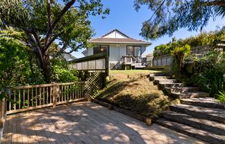 15 Abilene Crescent, Churton Park