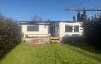 115 Sixteenth Avenue, Avenues