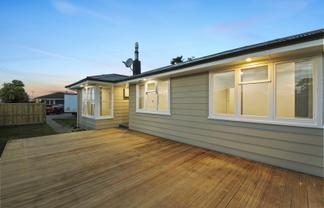 17 Gill Crescent, Redwoodtown