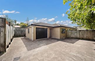 40A Pine Avenue, Henderson
