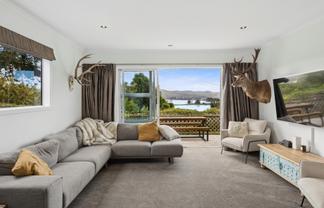 152 Doctors Point Road, Waitati