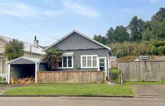 17 Linnet Street, Taihape and Surrounds
