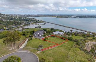 31 Glendevere Terrace, Redcliffs