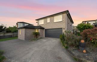 64 Kirikiri Drive, Papakura