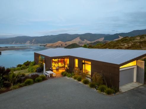 711C Cable Bay Road, Cable Bay