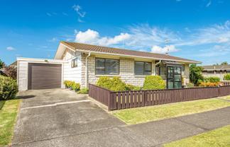 5A Bens Place, Springvale