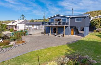 8 Tamarisk Drive, Riversdale