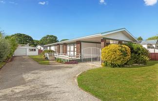 319 Stout Street, Riverdale