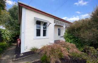 17 Myrtle Street, Hamilton East