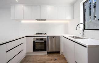 4/737 East Coast Road, Browns Bay