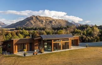 39 Old School Road, Lower Shotover