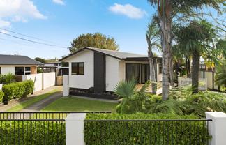 42 English Street, Saint Andrews