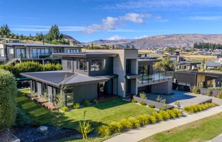 8 Mills Road, Wanaka