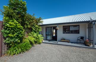 10/225 State Highway 1, Oruatua