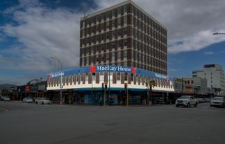 Opportunity in the heart of Hutt Central!