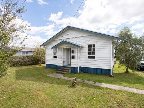 681 State Highway 25, Waitakaruru