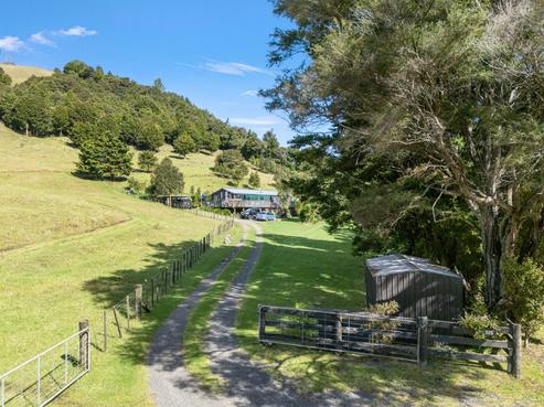 315 Rangihau Road, Coroglen