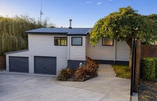 56 Harrisfield Drive, Hairini