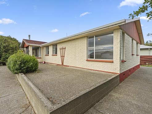 74 Forfar Crescent, Rockdale
